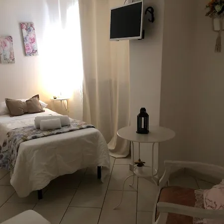 Nicaredda Guest Casa de hóspedes