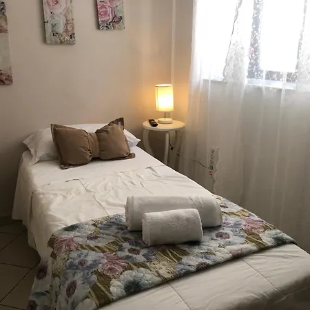 Nicaredda Guest Casa de hóspedes